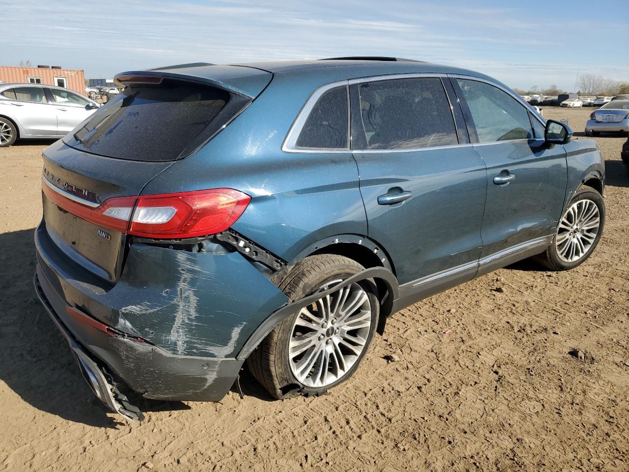 2016 Lincoln Mkx Reserve - Image 3