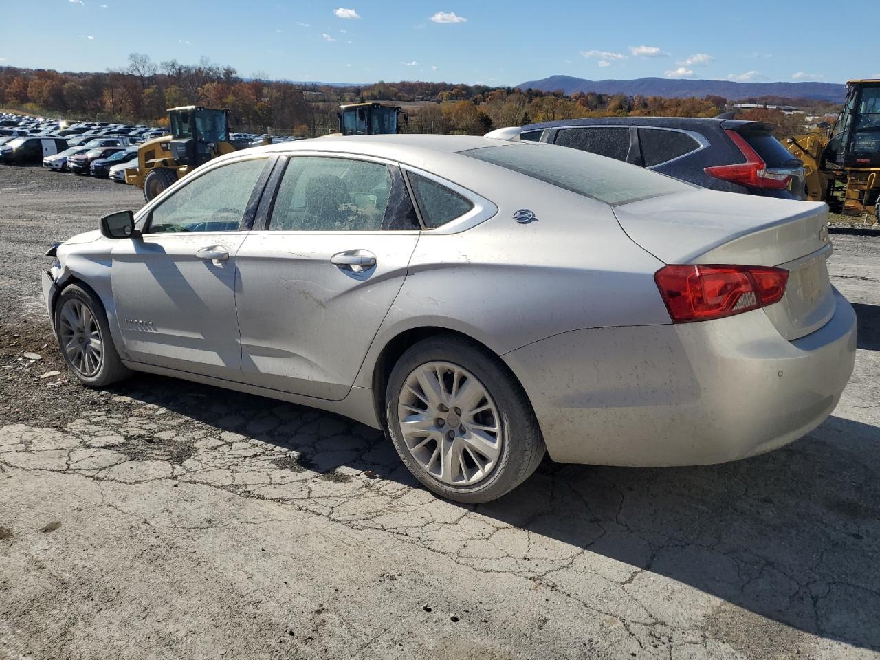 2015 Chevrolet Impala Ls - Фото 2