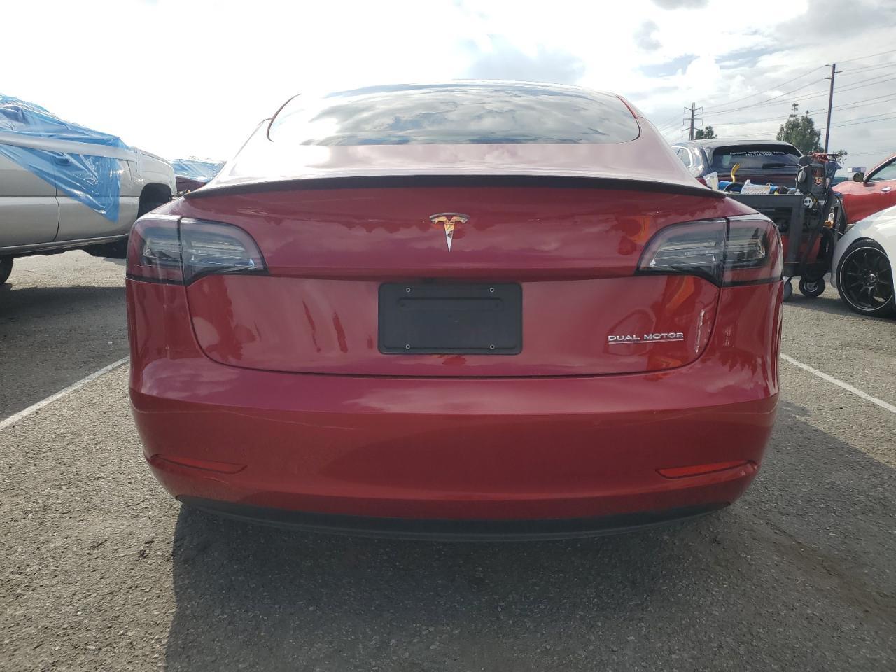 2021 Tesla Model 3 - Фото 6