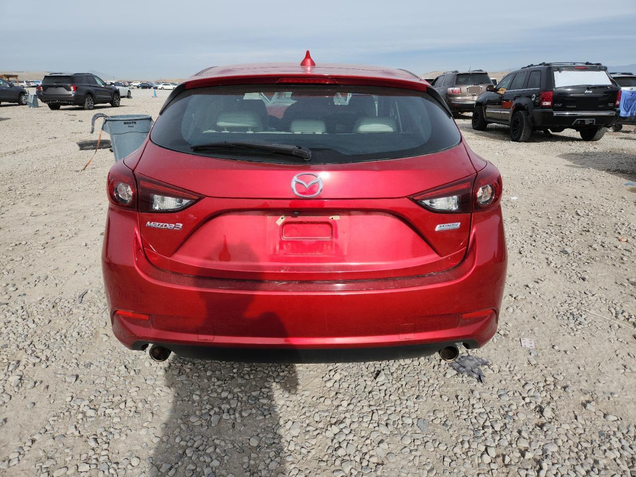 2017 Mazda 3 Grand Touring - Image 6