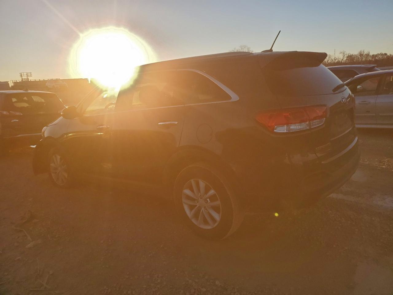 2016 Kia Sorento Lx - Фото 2
