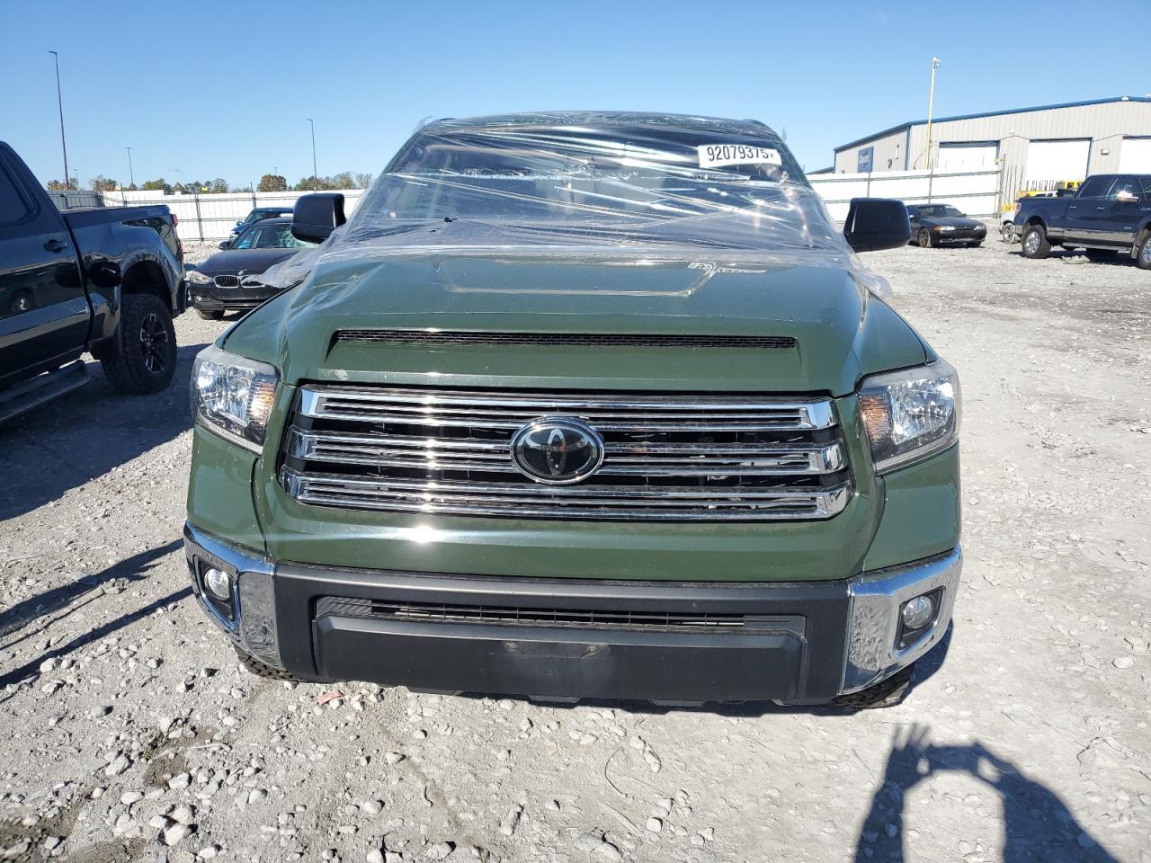 2021 Toyota Tundra Crewmax Sr5 - Фото 5