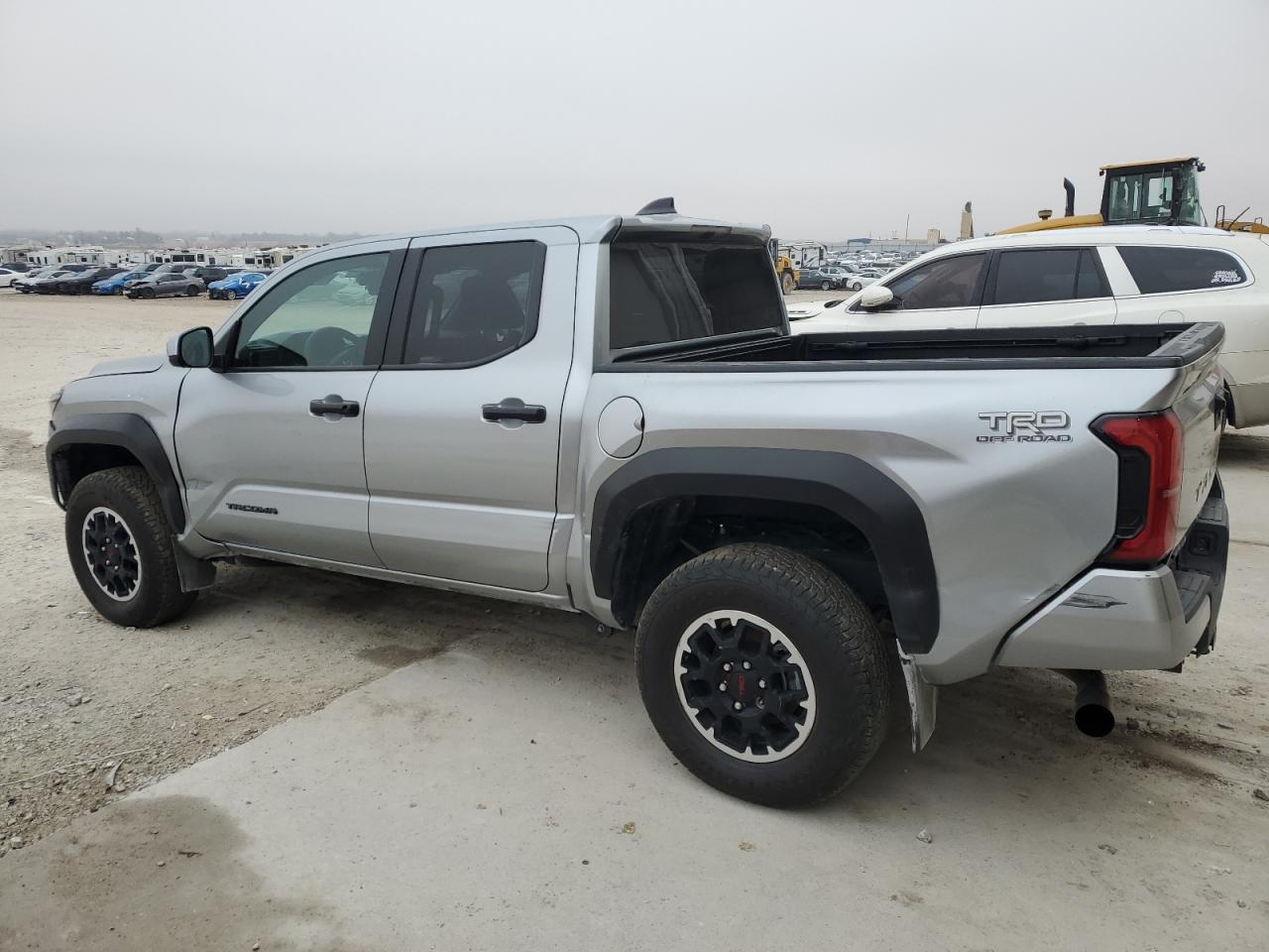 2024 Toyota Tacoma Double Cab - Image 2