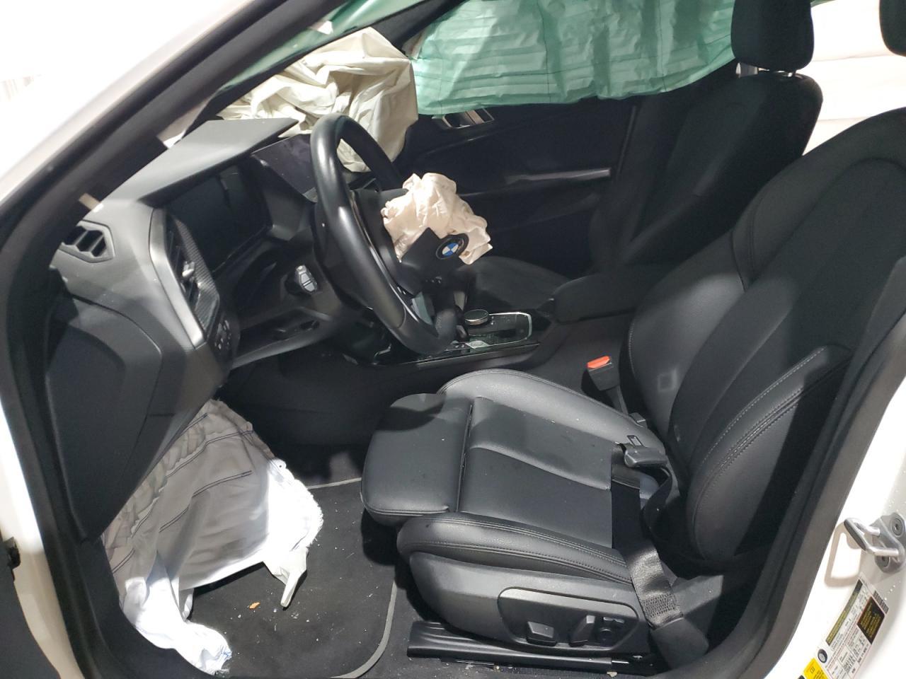 2021 BMW 228Xi - Фото 7