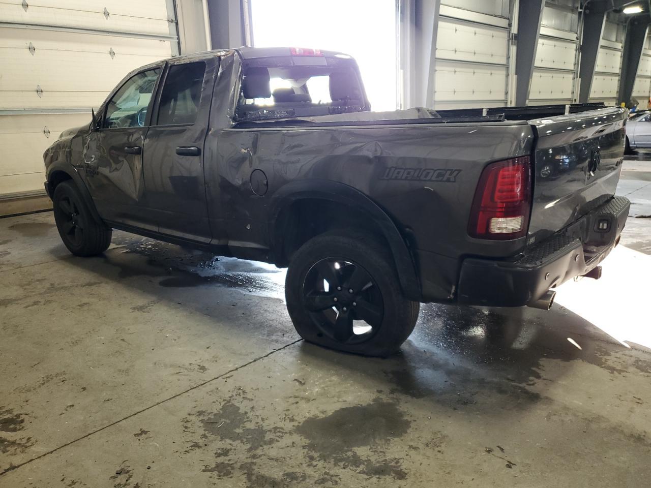 2020 Ram 1500 Classic Warlock - Фото 2