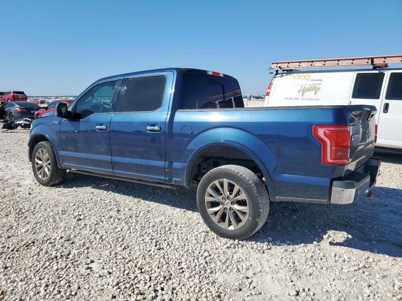2015 Ford F150 Supercrew - Фото 2