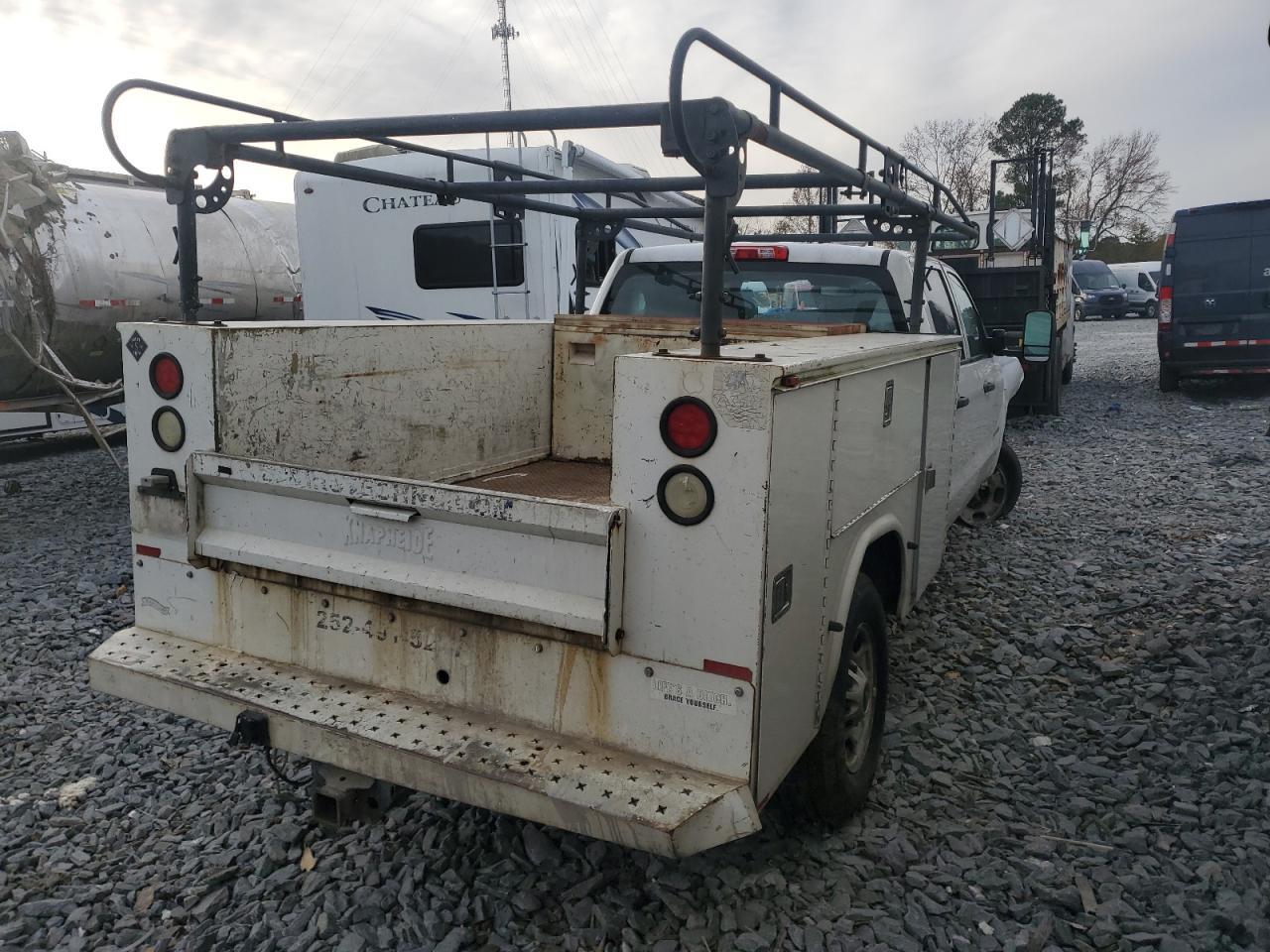 2015 Chevrolet Silverado 2500 Utility / Service Truck - Фото 3
