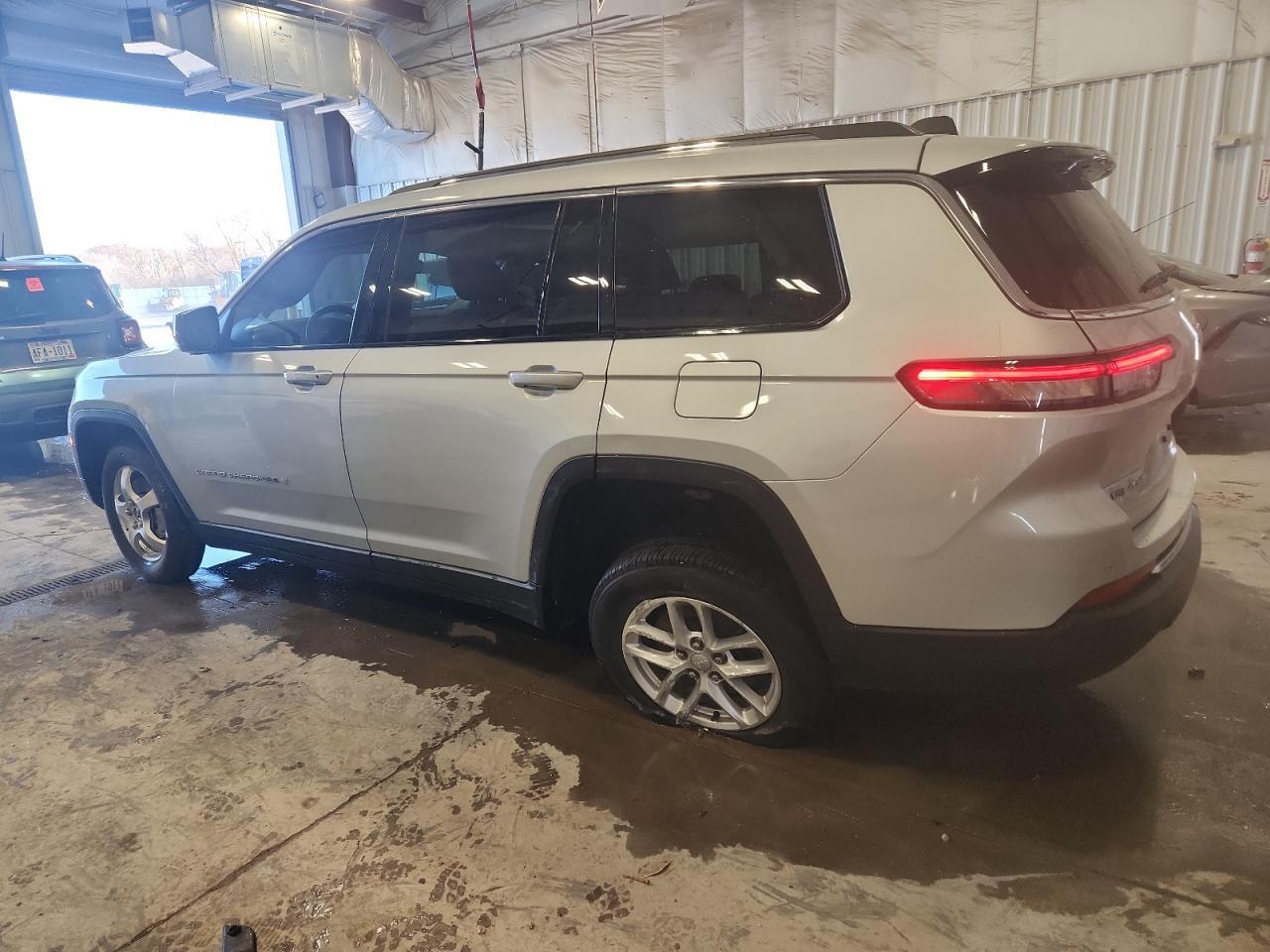 2021 Jeep Gr Cherokee L - Фото 2