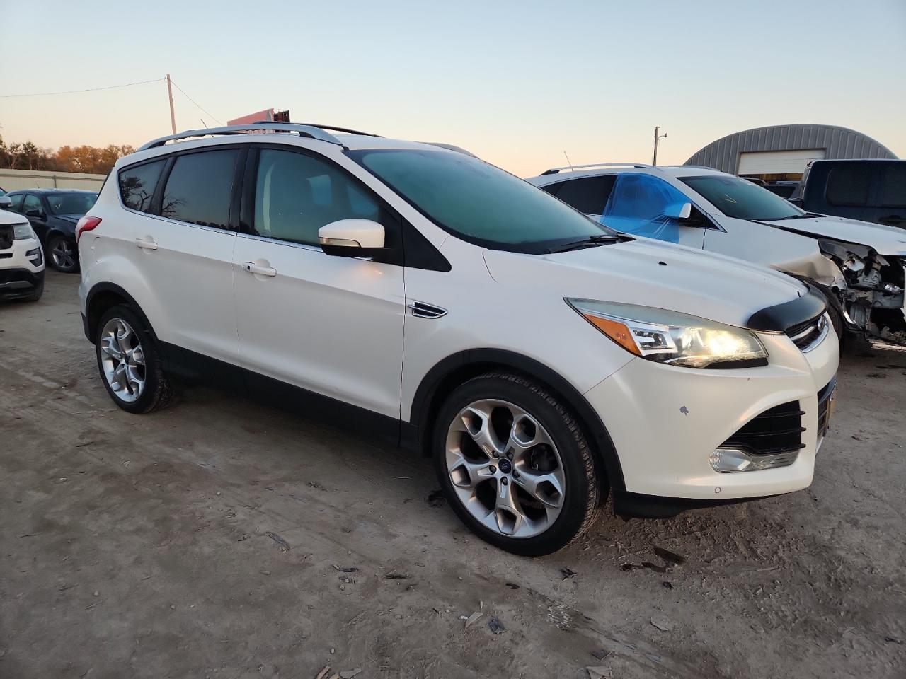 2013 Ford Escape Titanium - Фото 4