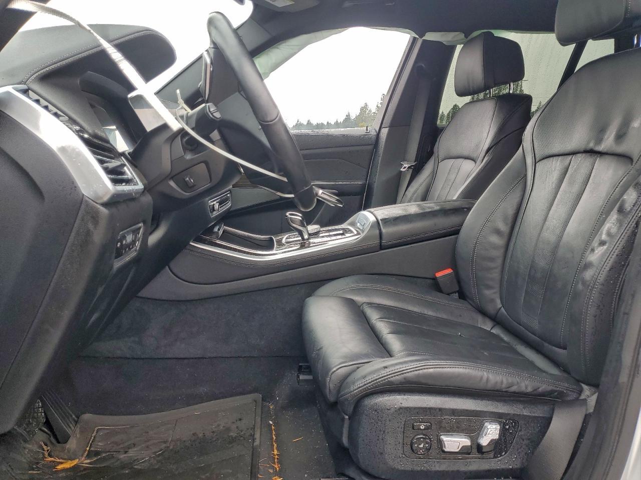 2021 BMW X5 xDrive40I - Фото 7