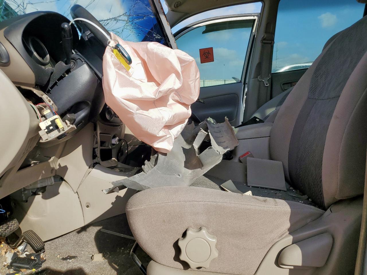 2003 Toyota Rav4 - Фото 7