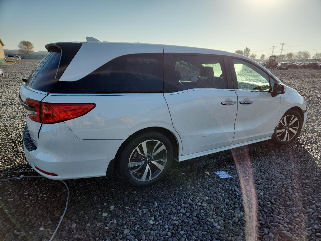 2021 Honda Odyssey Touring - Фото 3