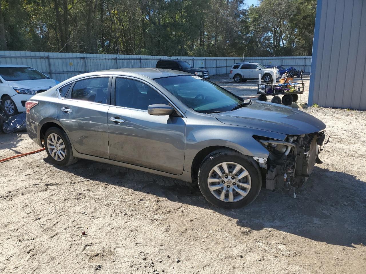 2015 Nissan Altima 2.5 - Image 4