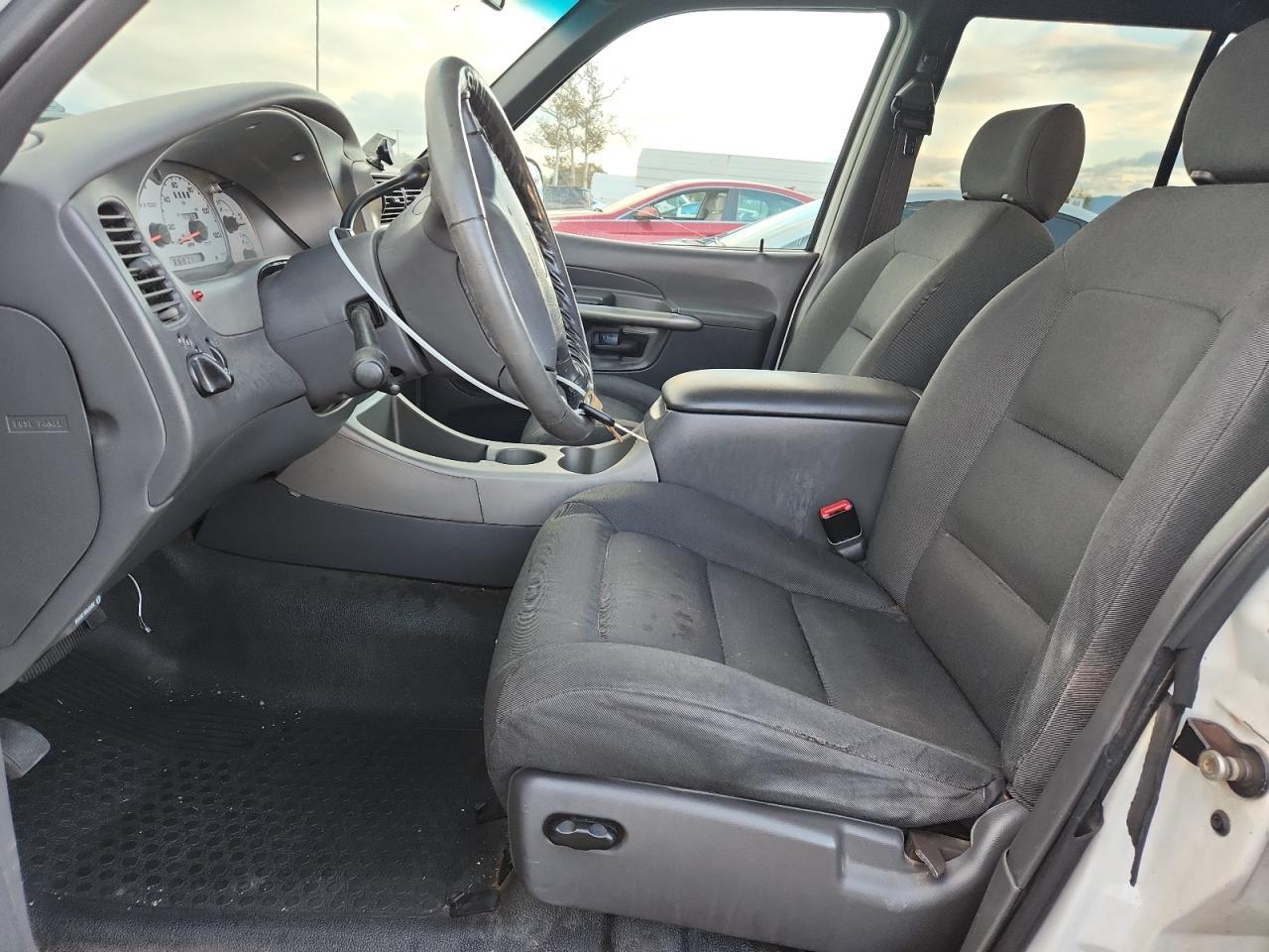 2001 Ford Explorer Sport Trac - Фото 7