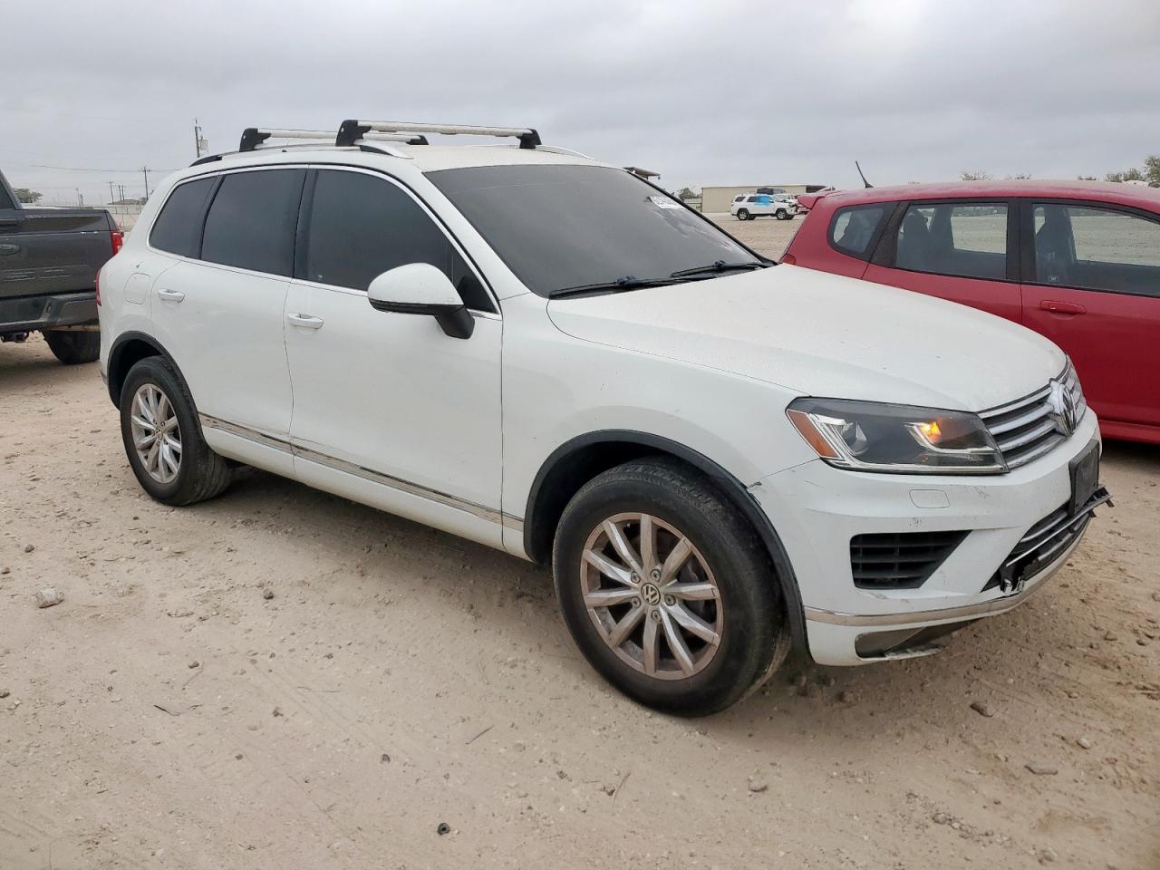 2016 Volkswagen Touareg Sport - Фото 4