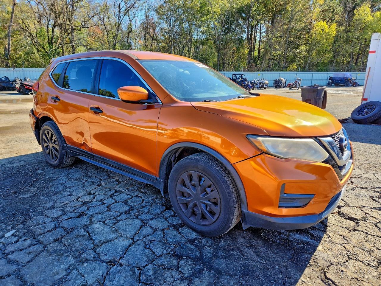 2017 Nissan Rogue S - Фото 4