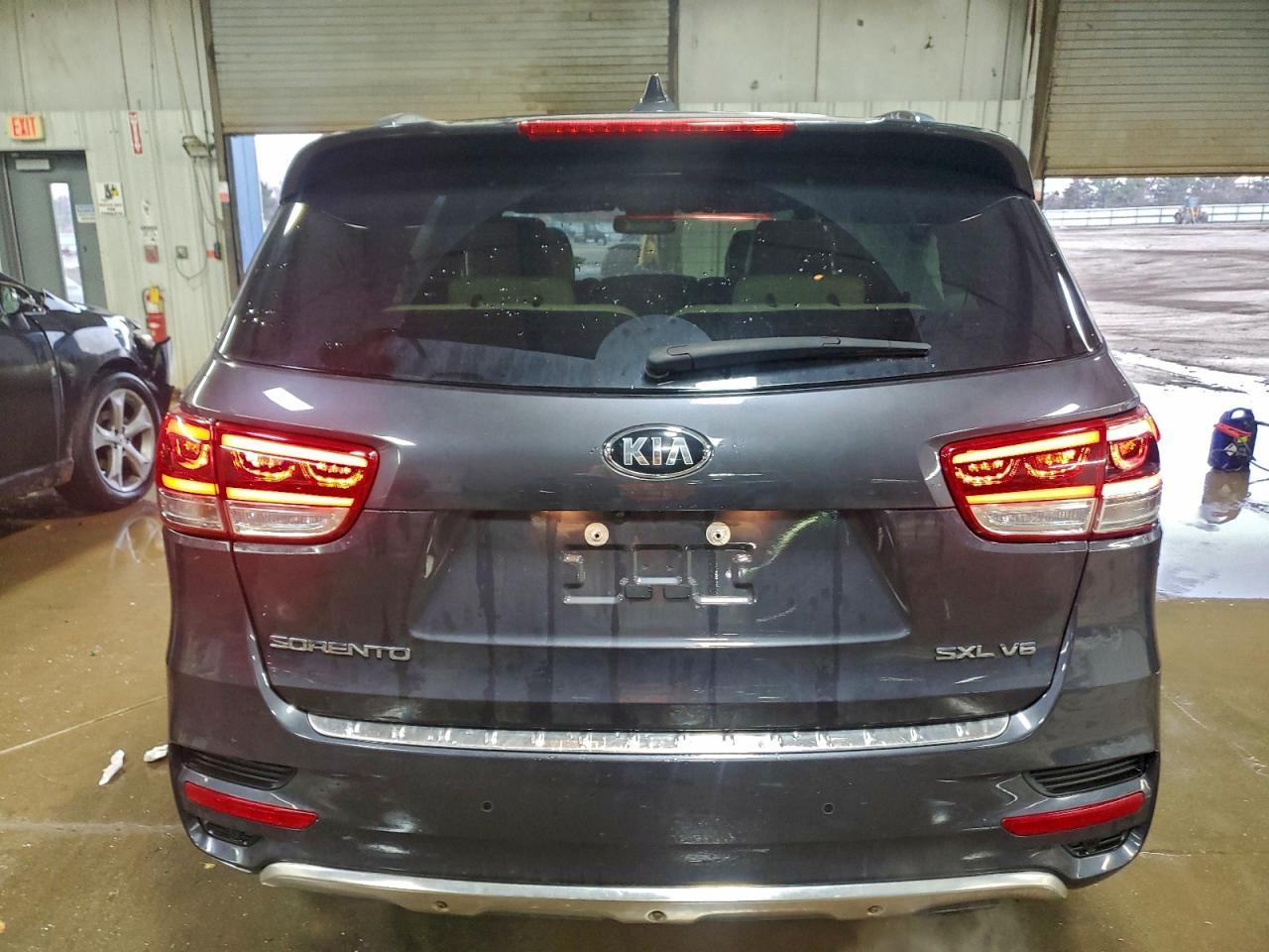 2017 Kia Sorento Sx - Image 6