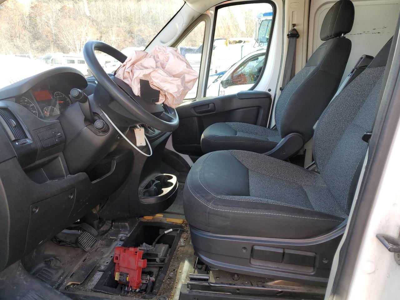 2021 Ram Promaster 2500 Delivery Van - Фото 7