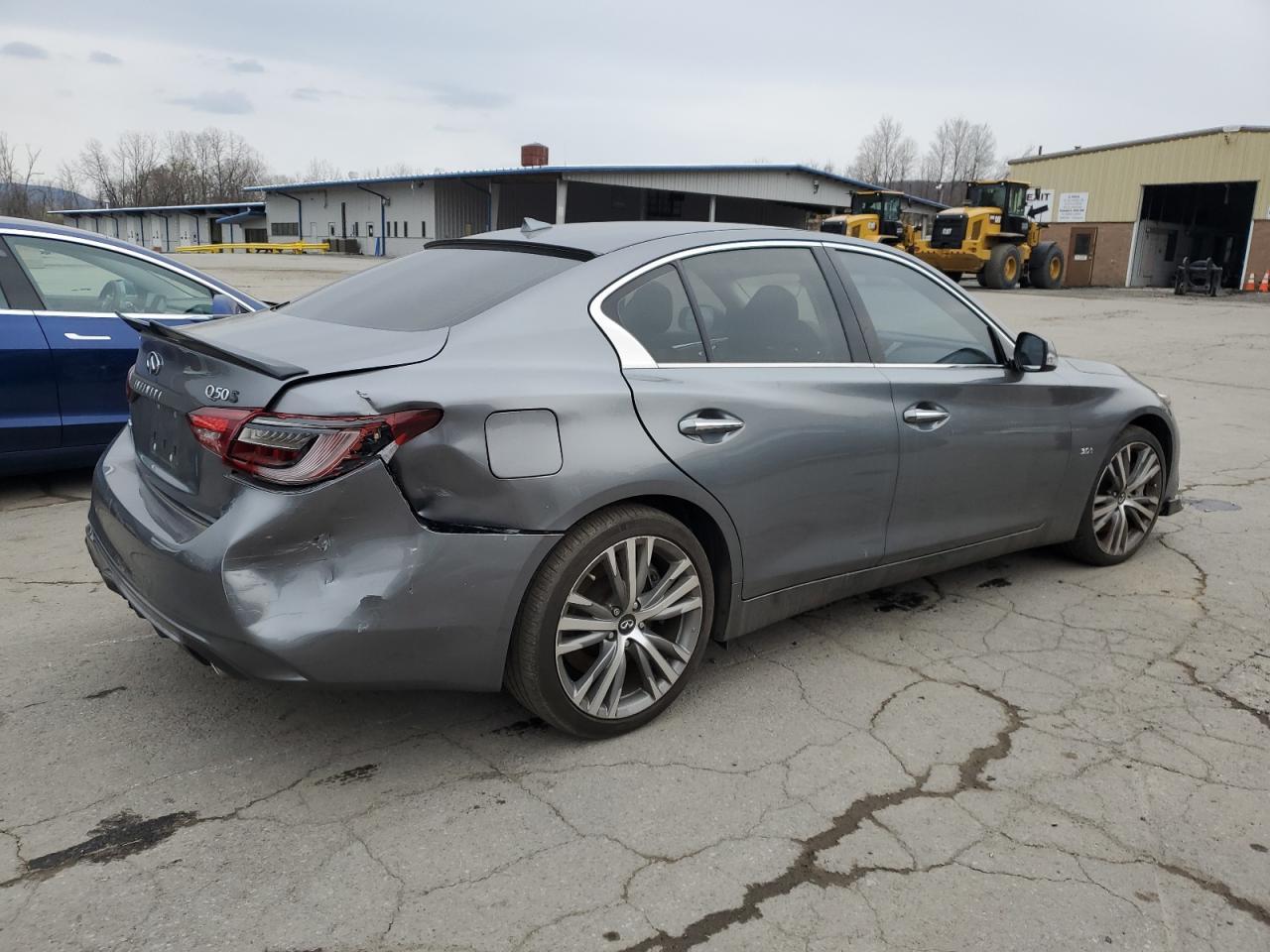 2019 Infiniti Q50 Luxe - Image 3