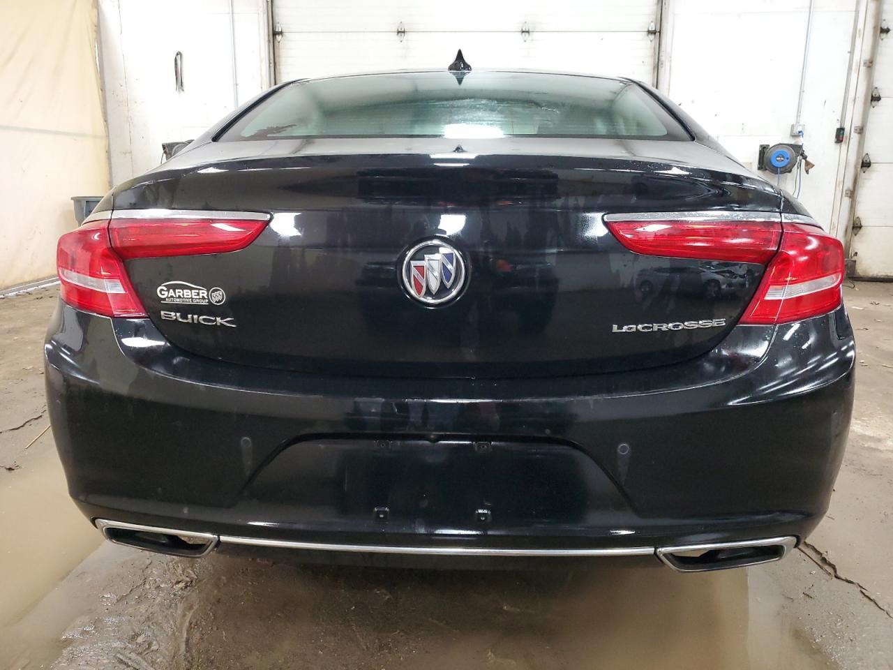 2017 Buick Lacrosse Essence - Image 6