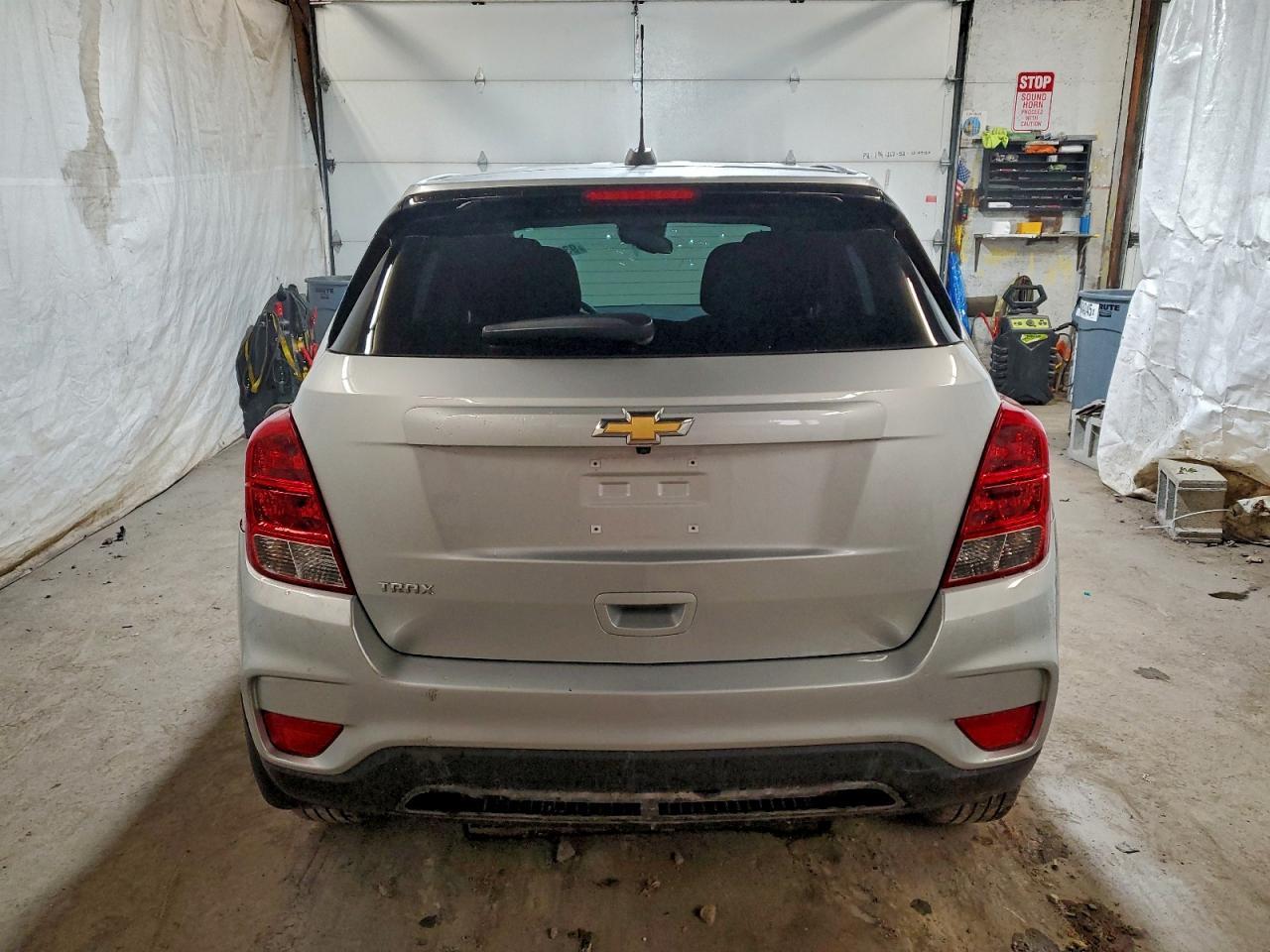2021 Chevrolet Trax Ls - Image 6