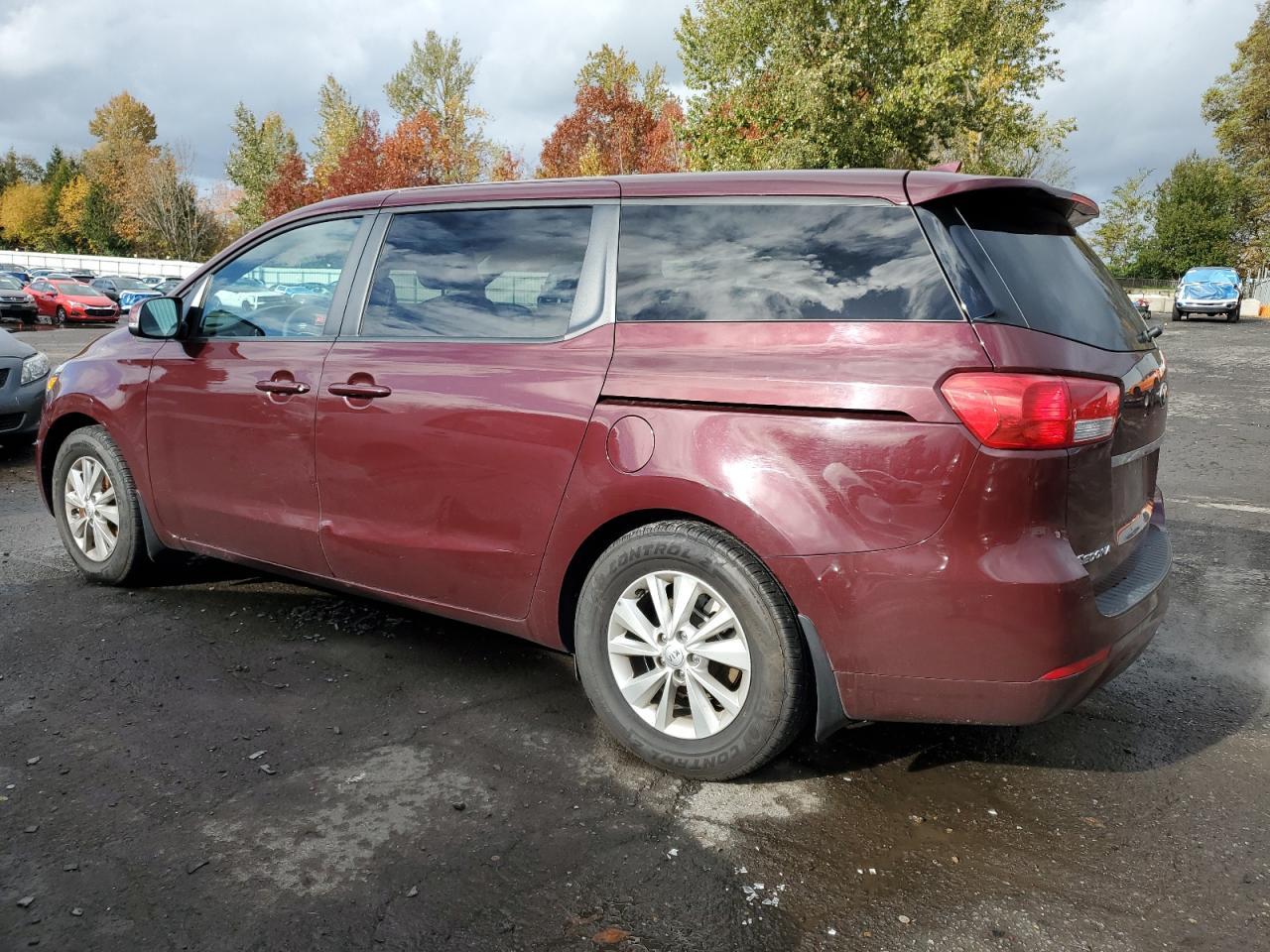 2017 Kia Sedona Lx - Image 2
