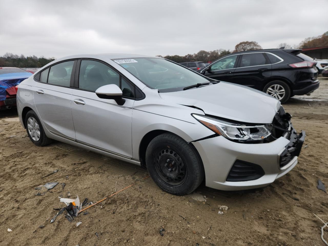 2019 Chevrolet Cruze Ls - Image 4