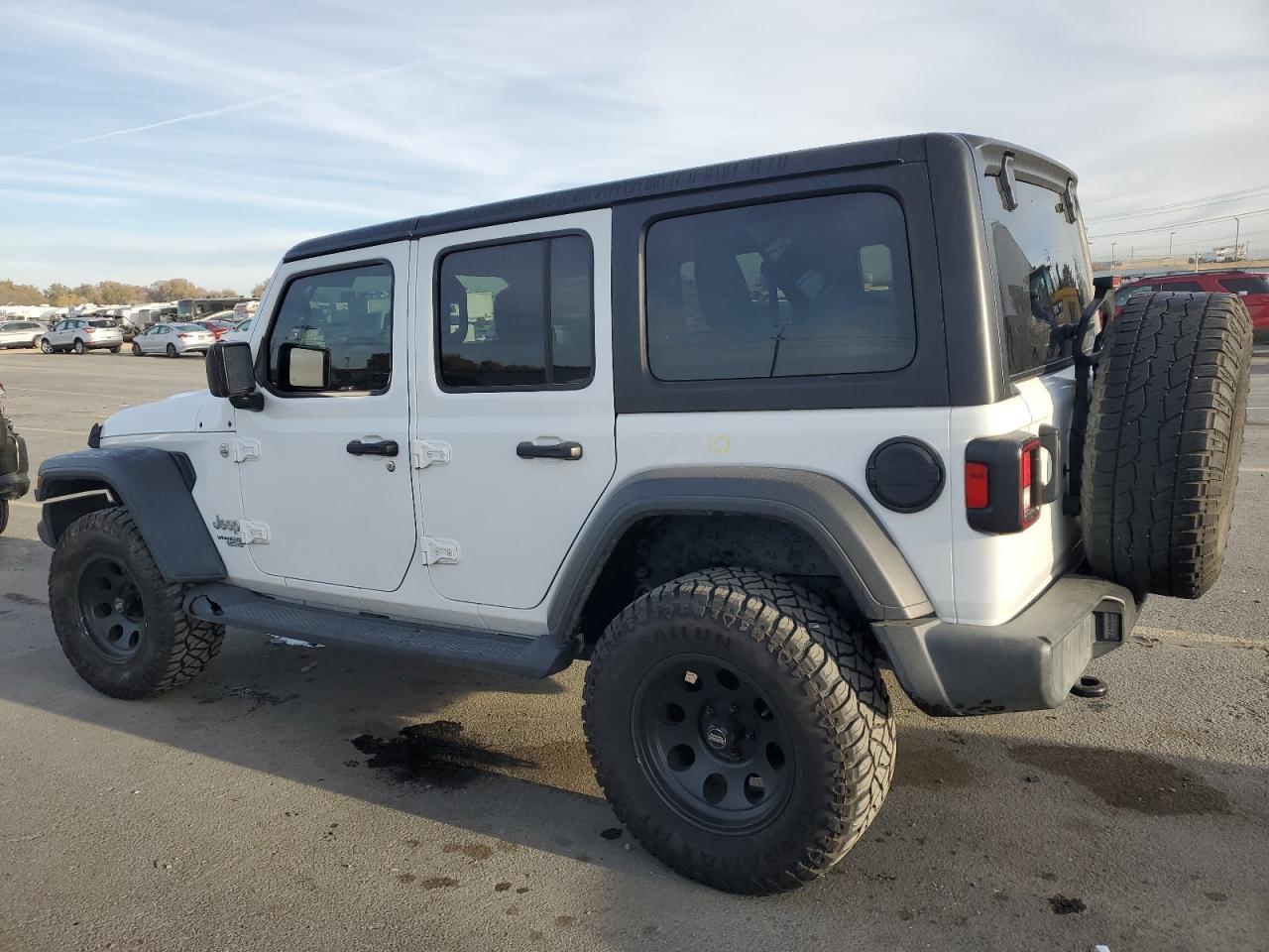 2021 Jeep Wrangler Unlimited Sport - Фото 2