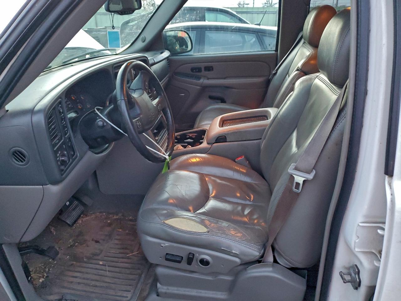 2006 Chevrolet Avalanche K1500 - Image 7