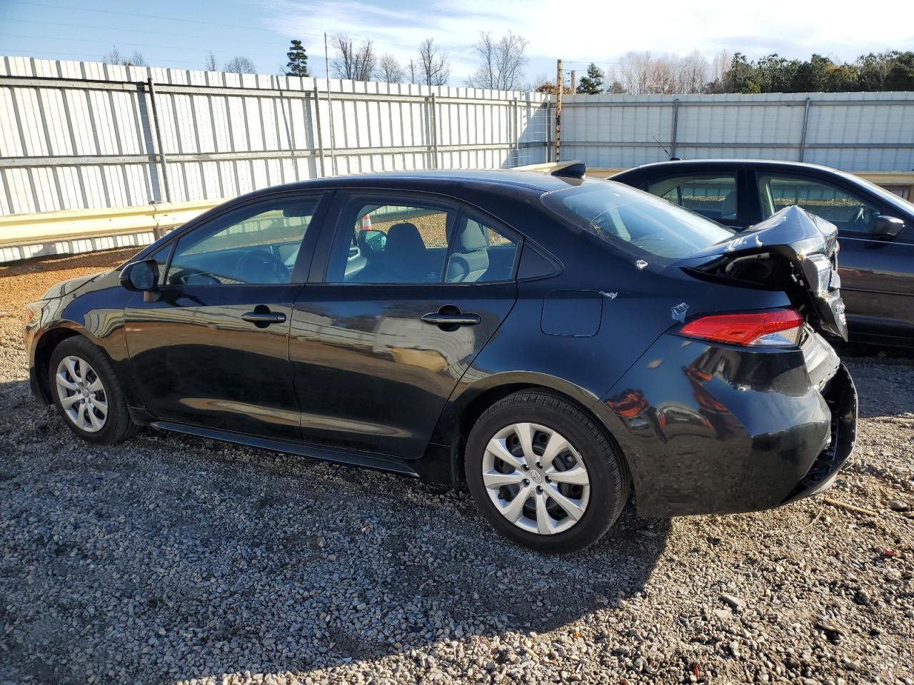 2021 Toyota Corolla Le - Image 2