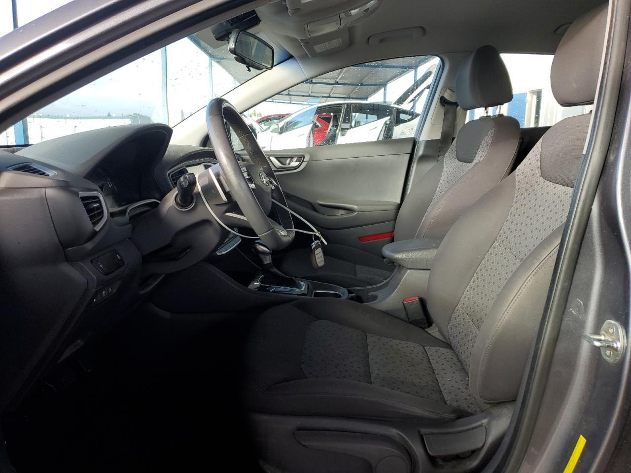 2019 Hyundai Ioniq - Image 7