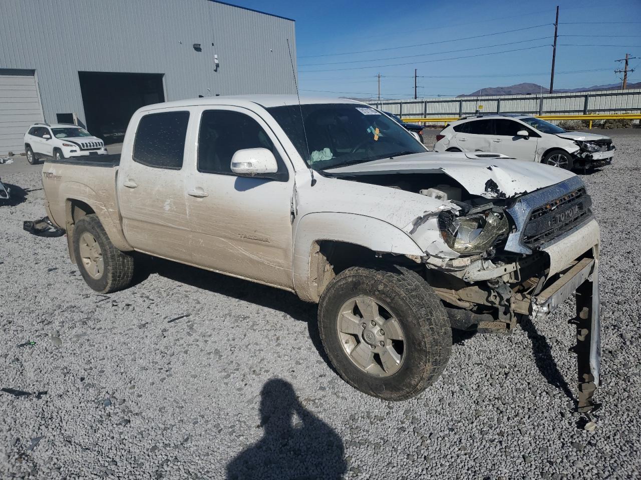 2015 Toyota Tacoma Double Cab - Image 4