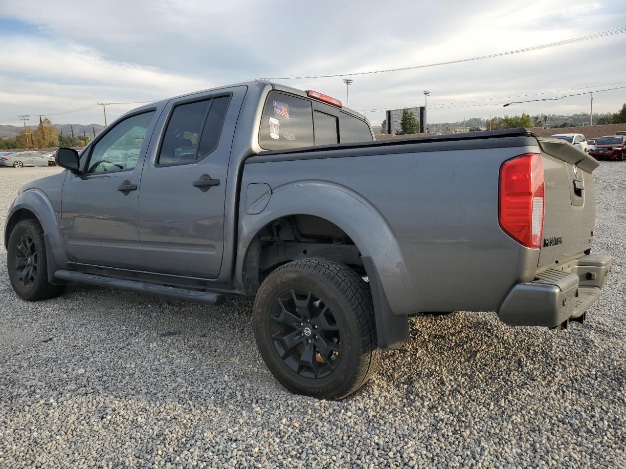 2018 Nissan Frontier S - Фото 2