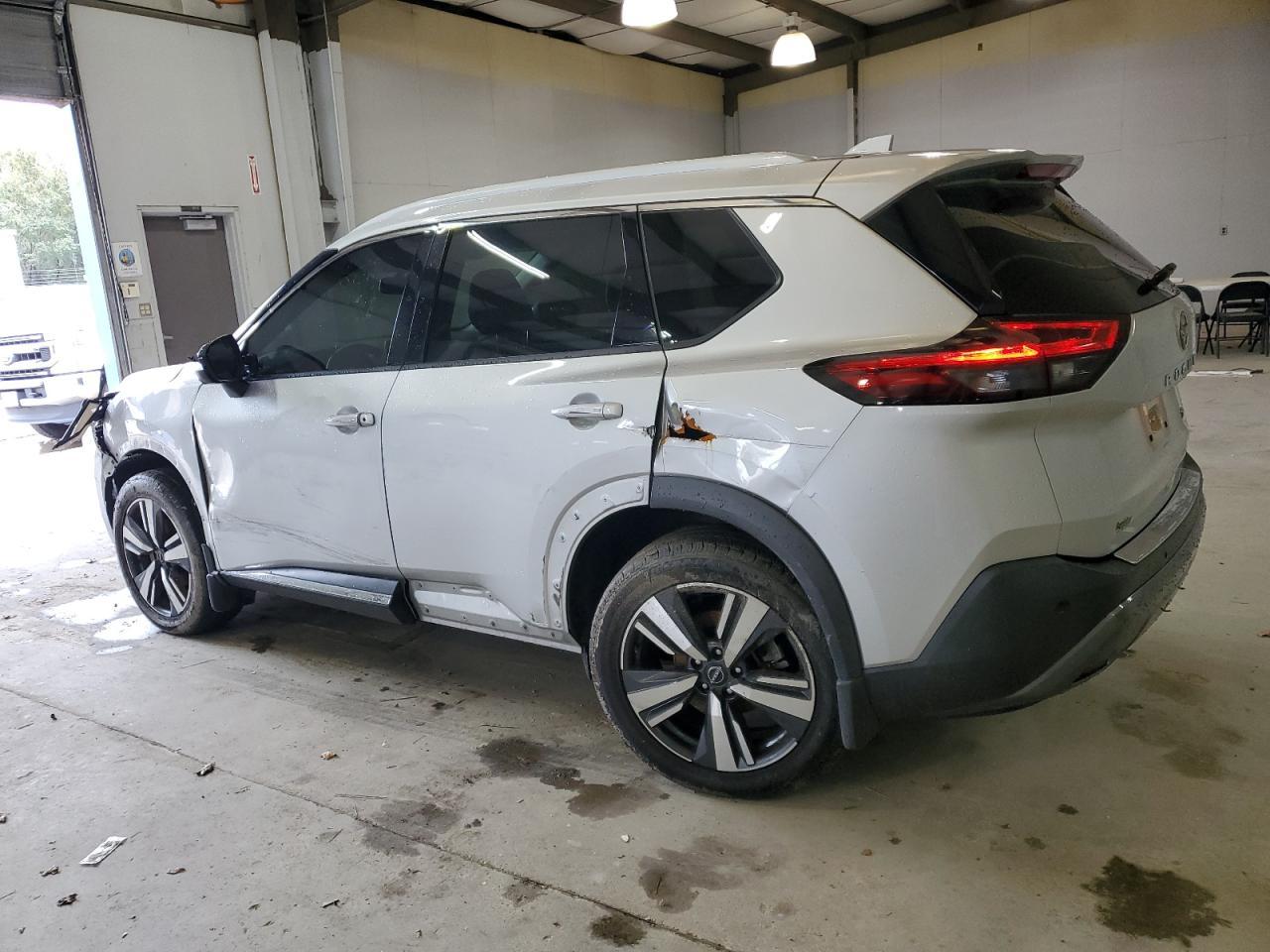 2022 Nissan Rogue Sl - Фото 2