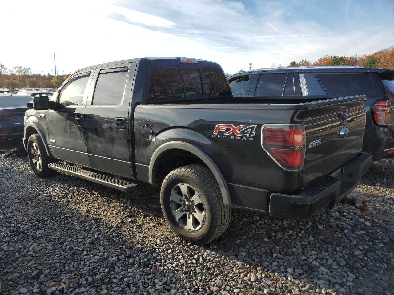 2014 Ford F150 Supercrew - Фото 2
