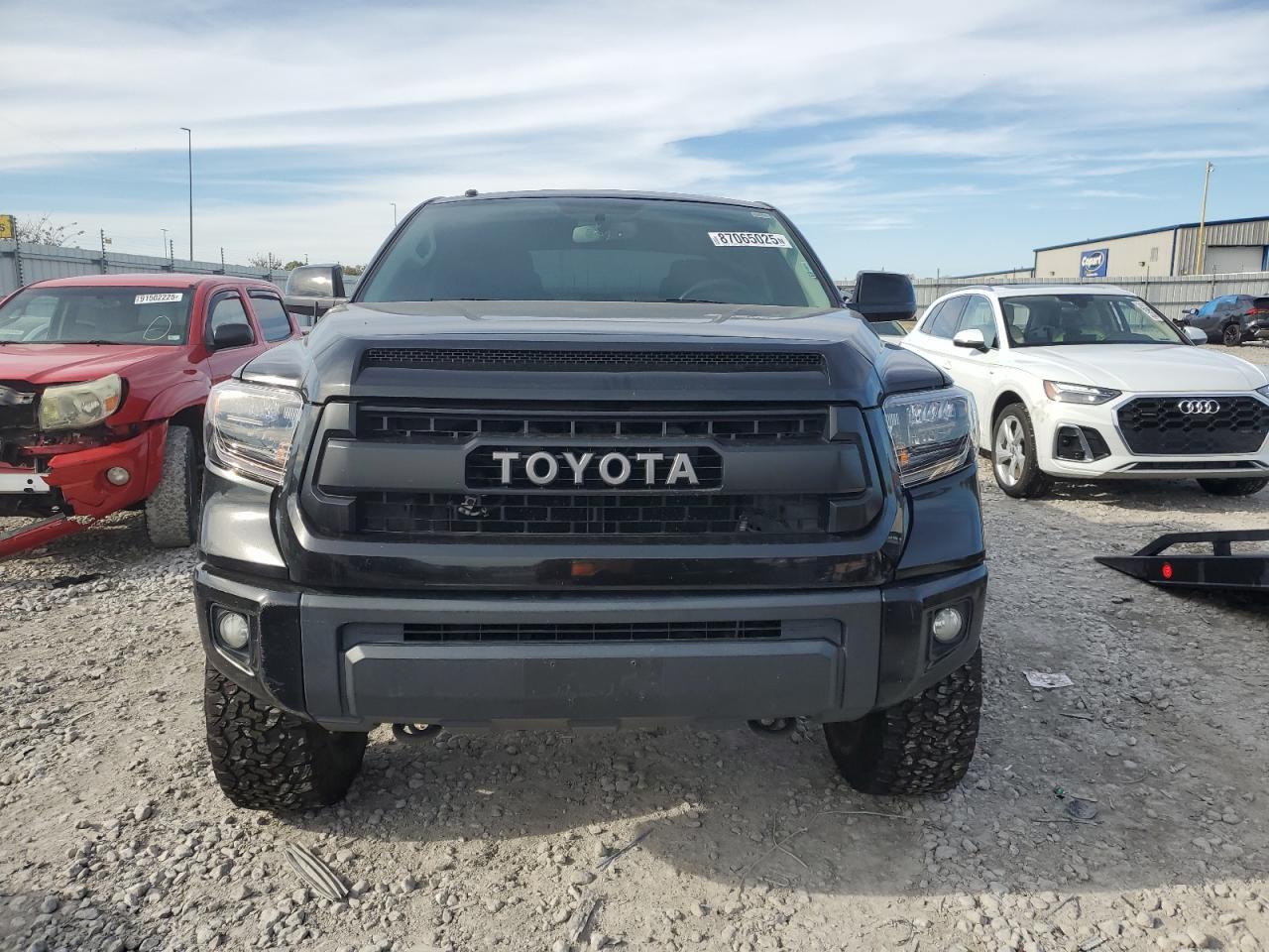 2015 Toyota Tundra - Image 5