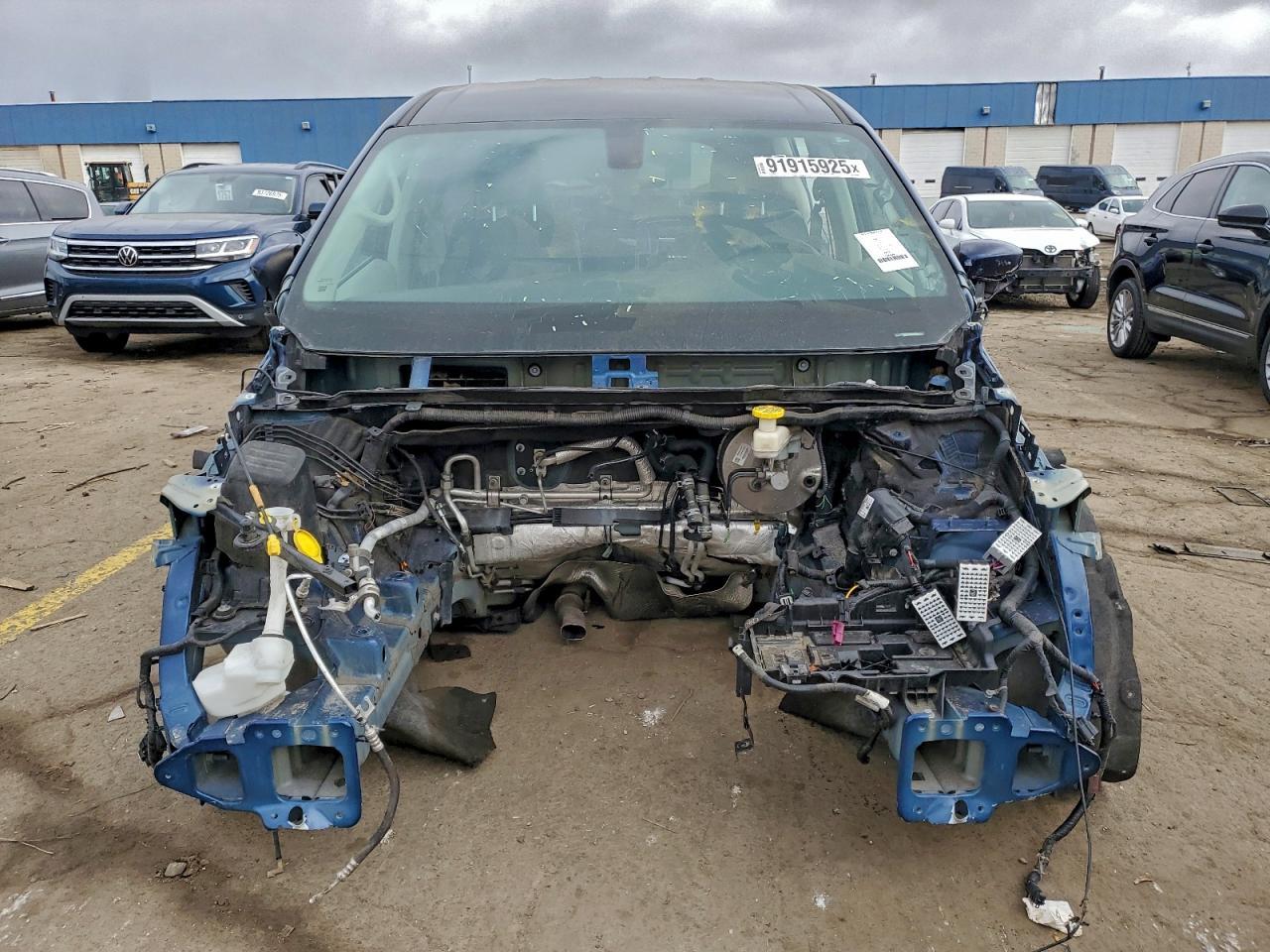 2020 Chrysler Voyager Lxi - Фото 5