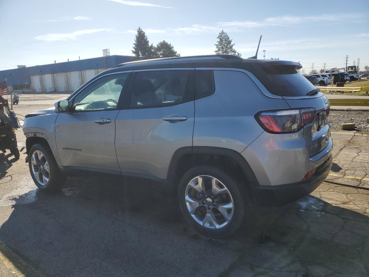 2021 Jeep Compass Limited - Фото 2