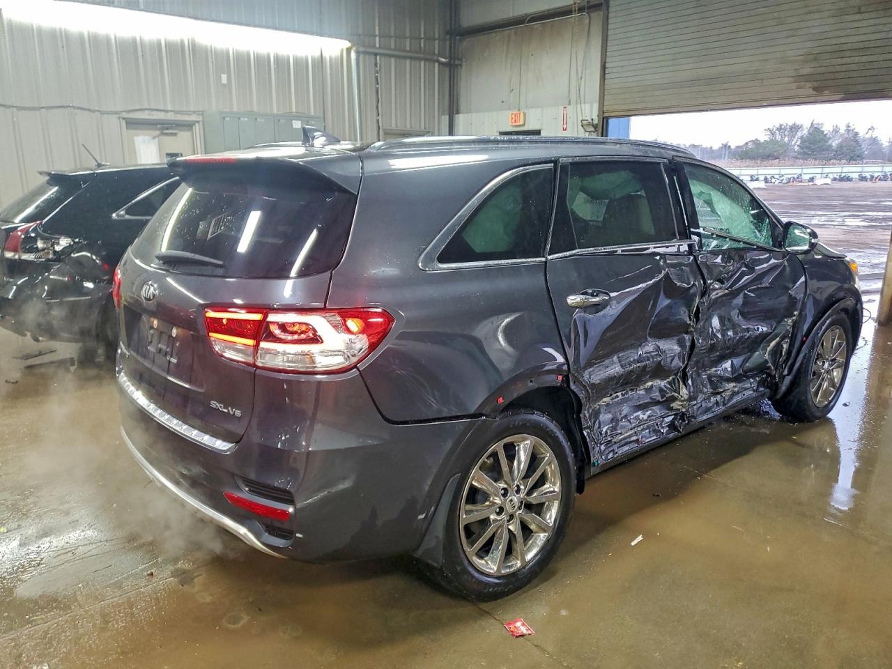 2017 Kia Sorento Sx - Image 3