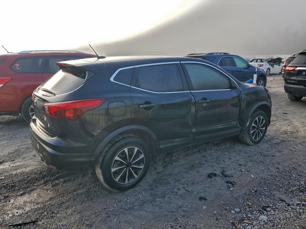 2018 Nissan Rogue Sport S - Фото 3