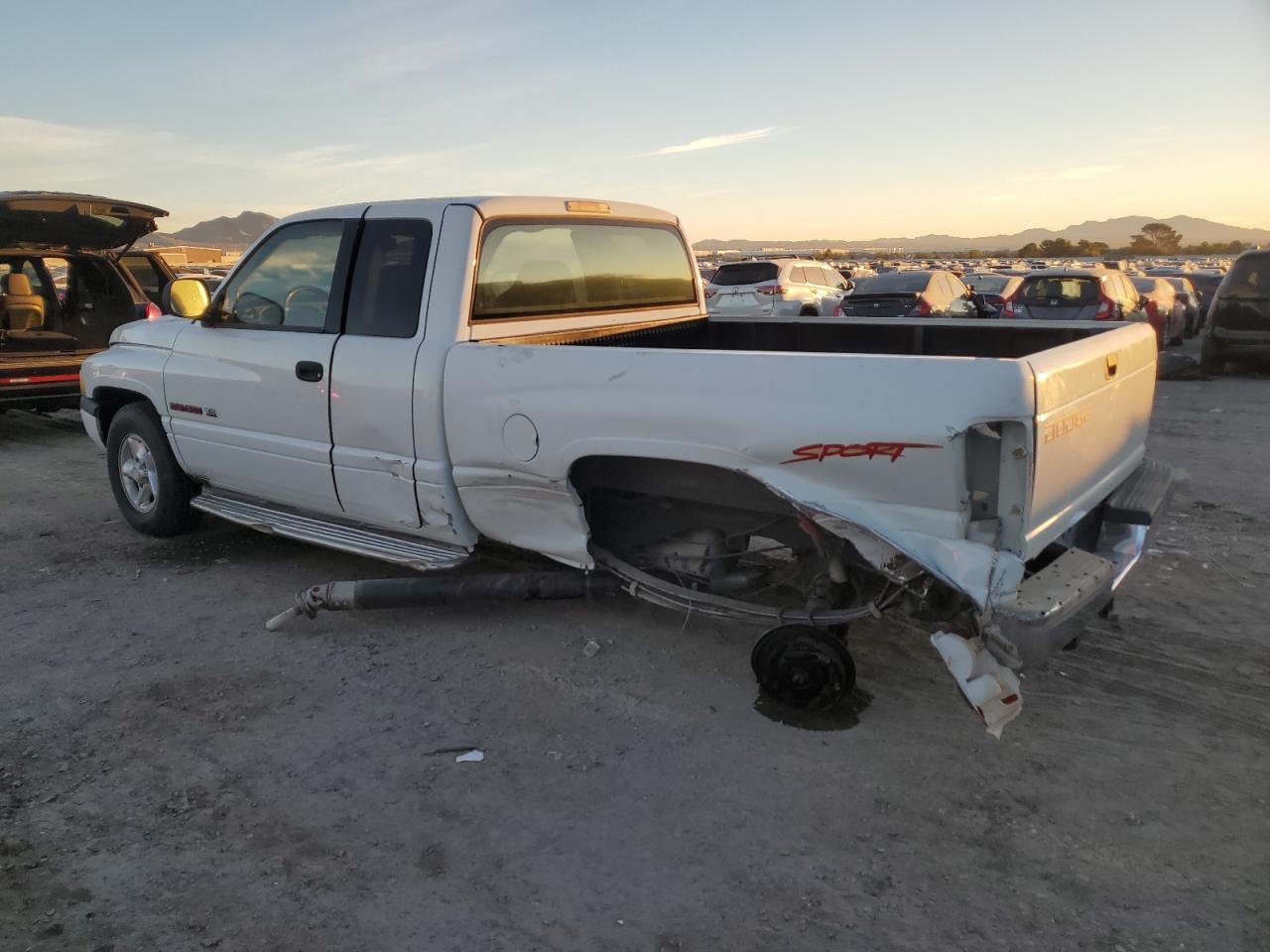 1998 Dodge Ram 1500 - Фото 2