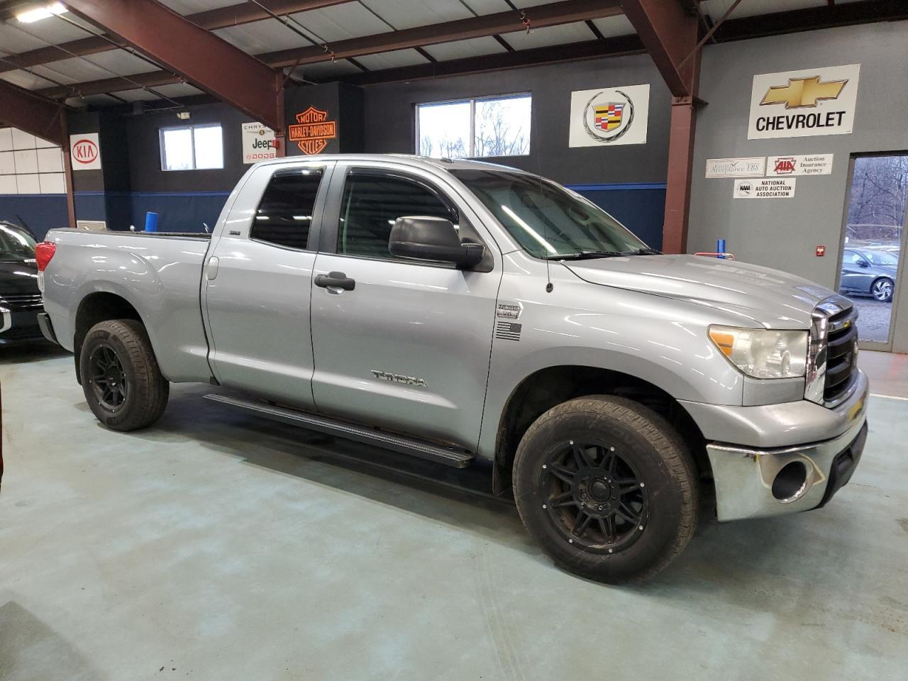 2010 Toyota Tundra Double Cab Sr5 - Фото 4