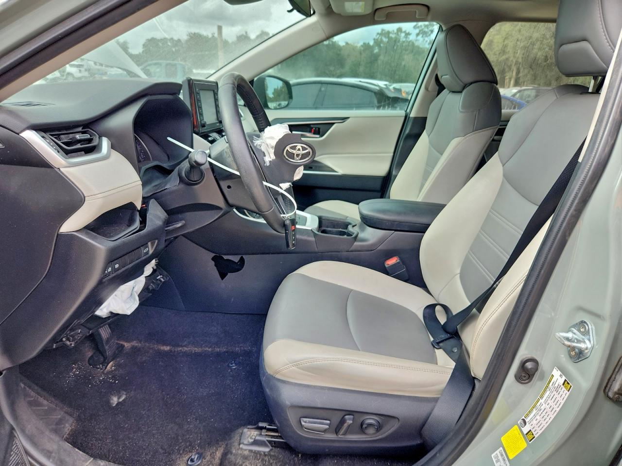 2021 Toyota Rav4 Xle Premium - Image 7