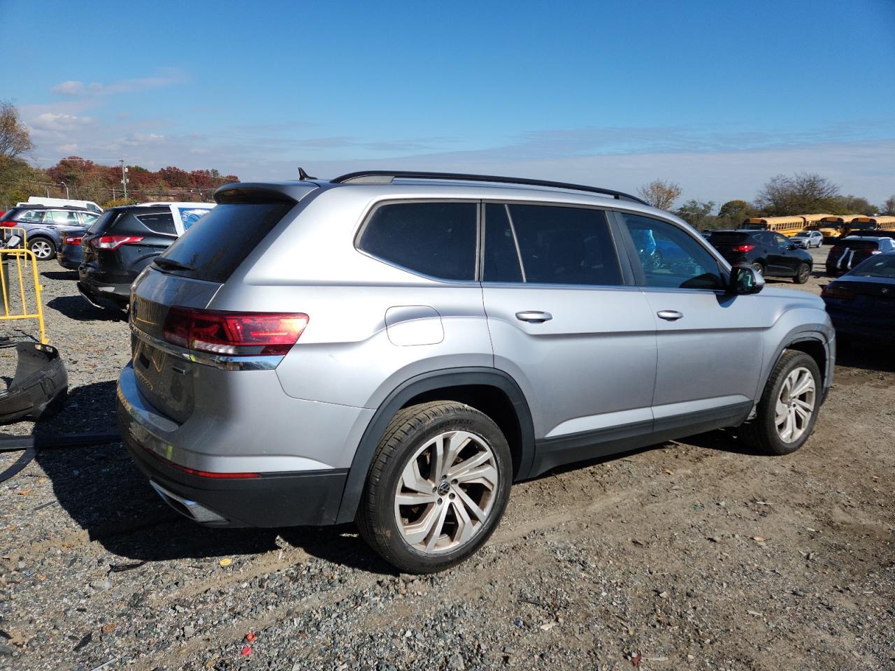 2021 Volkswagen Atlas Se - Image 3