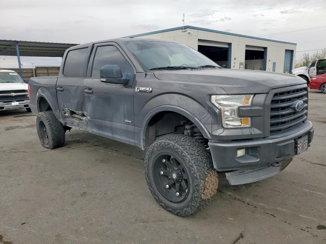 2015 Ford F150 Supercrew - Image 4
