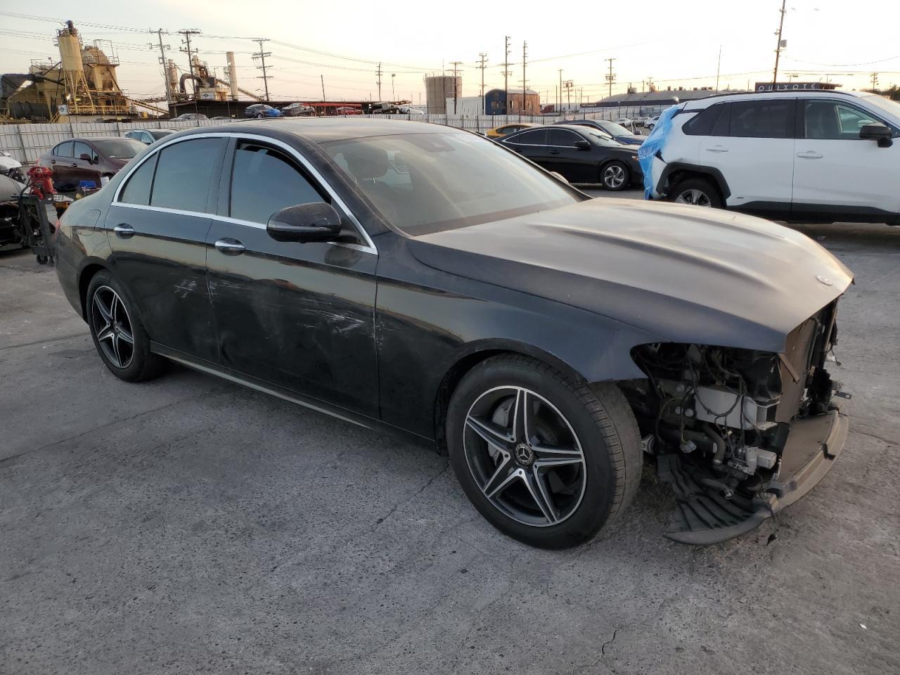 2021 Mercedes-Benz E 350 - Image 4