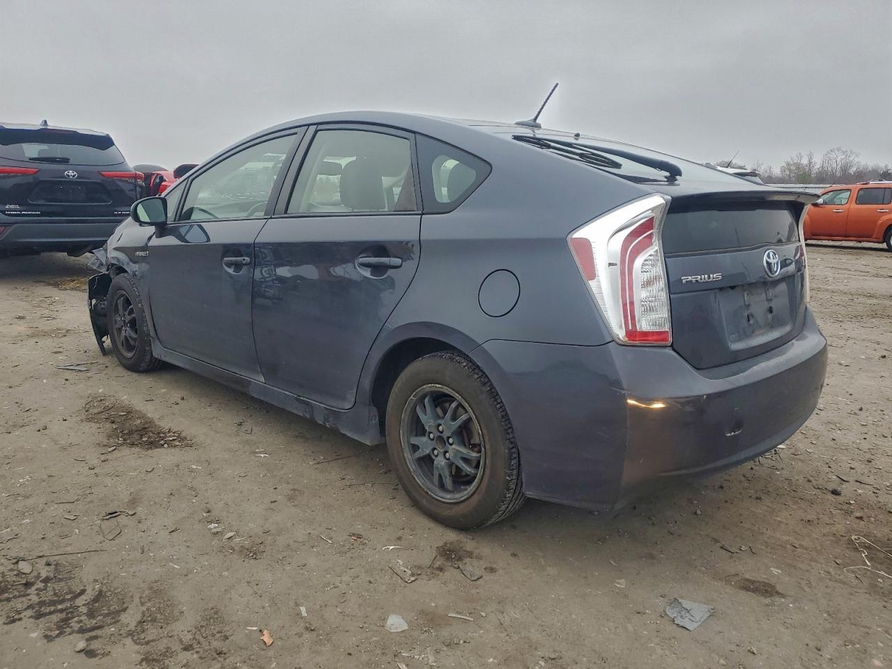 2012 Toyota Prius - Фото 2