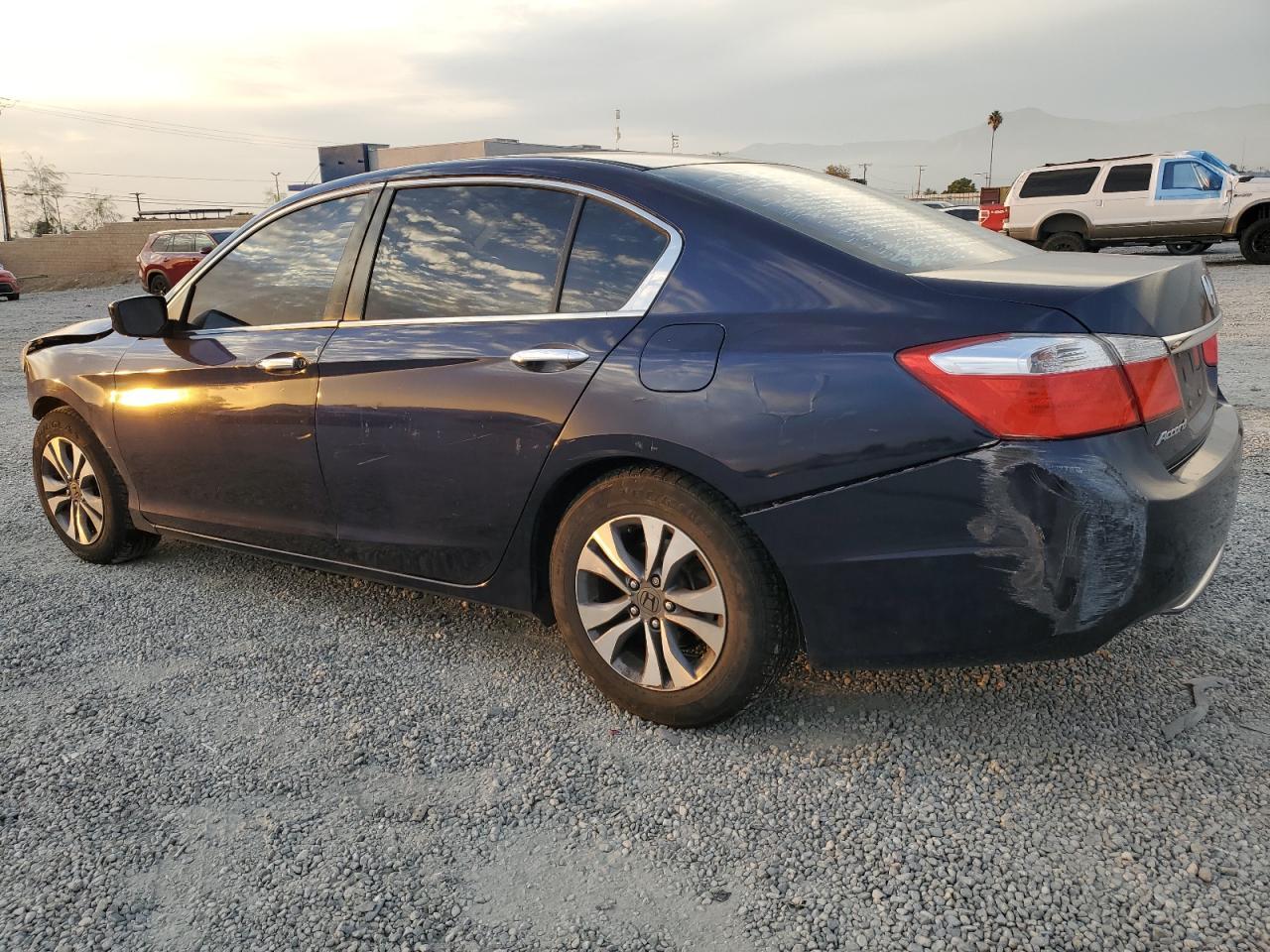 2013 Honda Accord Lx - Фото 2