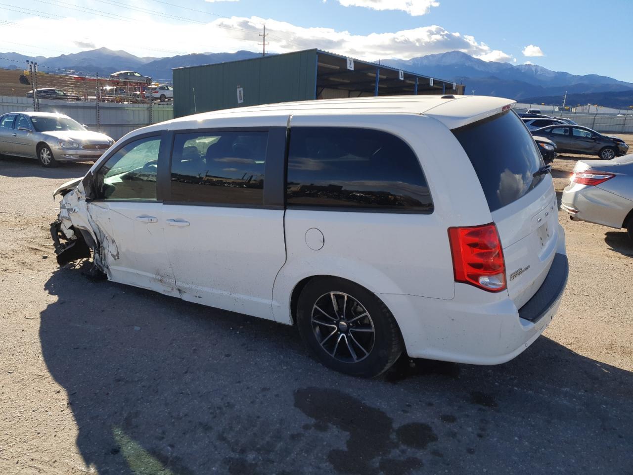 2018 Dodge Grand Caravan - Image 2