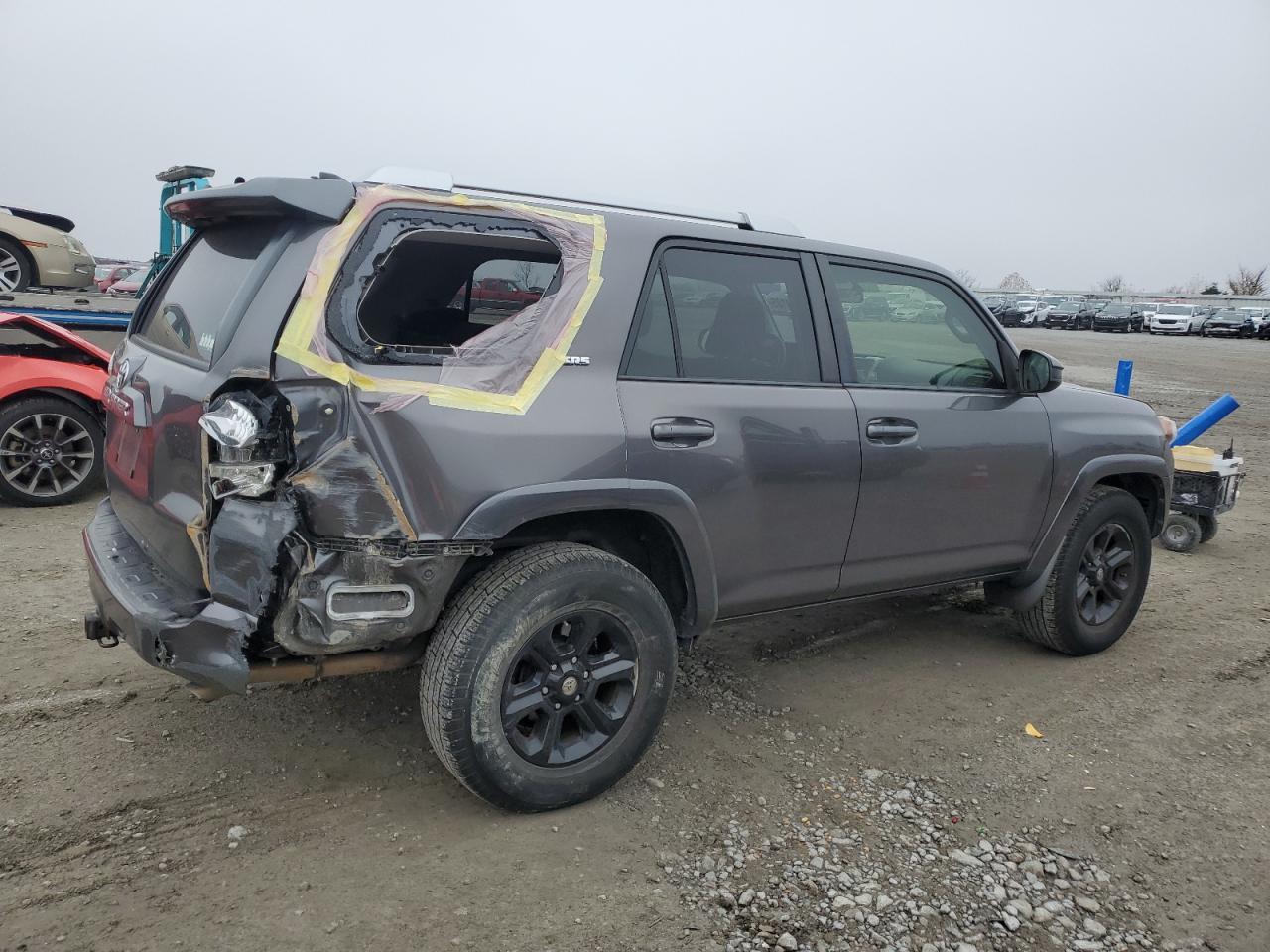 2016 Toyota 4Runner Sr5 - Фото 3